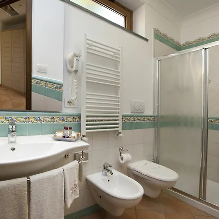 Angiolina Relais Gasthof 2*